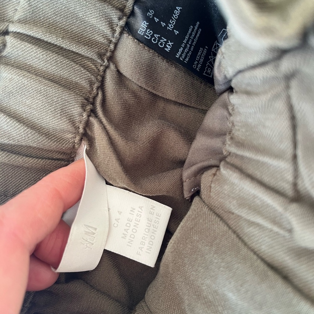 💚 Perfect Trousers - Picture 2 of 6